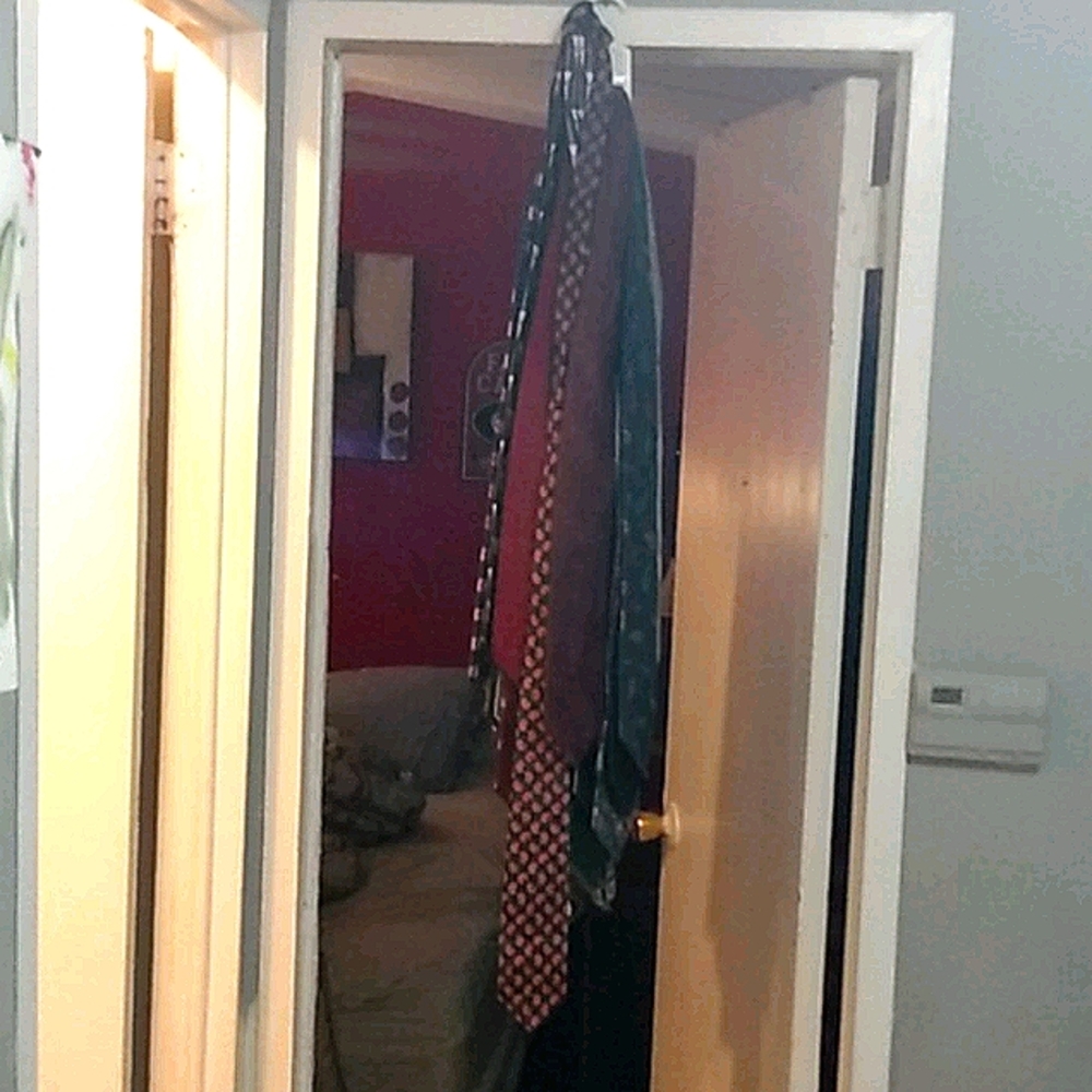 Lot of ties.